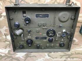  BC-654-A  Ricetrasmettitore campale WWII originale U.S. Army  Frequenza operativa da 3800 a 5800 Khz in AM / CW Apparati radio