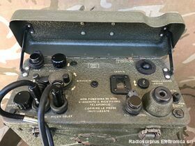 BC-1000 n.1 BC-1000 n.1  Ricetrasmettitore in sintonia continua da 40 a 48 Mhz in FM.  Originale, revisionato ditta Conti non manomesso, in ottimo stato. Apparati radio