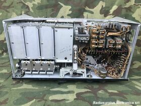 BC-224-F BC-224-F Signal Corps  Ricevitore Aeronautico AM/CW/MCW da 200-500 Khz e da 1,5 a 18  Mhz in 6 bande. Apparati radio