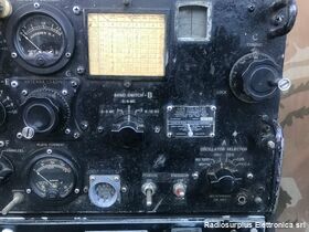 TCS-12 COLLINS TCS-12  Gamma difrequenza da 1,5 a 12 Mhz AM / CW Apparati radio