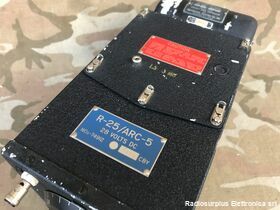 R-25/ARC-5 R-25/ARC-5  Ricevitore Aeronautico  U.S. Army  Frequenza da 1,5 a 3 Mhz Apparati radio