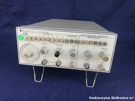  HP 3312A  Generatore di funzioni da 0,1 Hz a 13 Mhz Strumenti