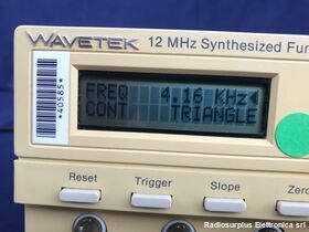 WAVETEK model 23 WAVETEK model 23  Generatore di funzioni da  100 uHz a 12 Mhz Strumenti