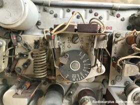 T-67B/ARC-3 T-67B/ARC-3  Trasmettitore Aeronautico  U.S. Army  Frequenza da 100 a 156 Mhz Apparati radio