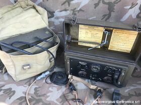 WS58 MK.1 kit WIRELESS SET (canadian) 58 MK.1  Ricetrasmettitore spalleggiabile del 1943 Canadese  Frequenza operativa da 6 - 9 Mhz potenza 0,3 Watt Apparati radio
