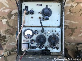 WS68 P  WIRELESS SET NO.68 P  Ricetrasmettitore spalleggiabile del 1942 WW2  Frequenza operativa da 1,75 - 2,9 Mhz in AM e CW Apparati radio