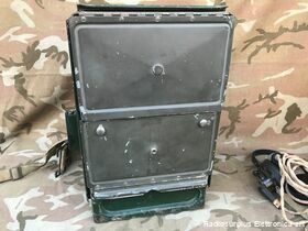 WS68 P  WIRELESS SET NO.68 P  Ricetrasmettitore spalleggiabile del 1942 WW2  Frequenza operativa da 1,75 - 2,9 Mhz in AM e CW Apparati radio