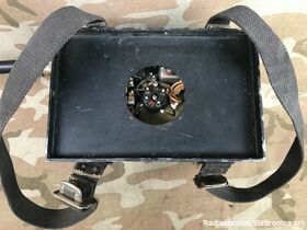 BC-222 BC-222  Ricetrasmettitore spalleggiabile del 1941 WW2  Frequenza operativa da 27,7 - 52,2  Mhz in AM Apparati radio