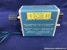 TEK134 Current Probe Amplifier  TEKTRONIX  Type 134 Accessori per strumentazione