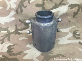 Staffa reggipalo Staffa Reggipalo  Per pali da mm 50 Accessori per apparati radio Militari