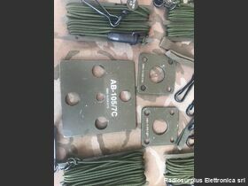 AB-105 AB-105  Kit per ancoraggi pali antenna da campo diametro 35 Accessori per apparati radio Militari