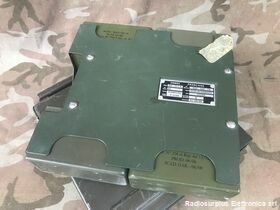 BA-511-A BA-511-A  Alimentatore switching a stato solido per alimentare le radio PRC-8, 9 e 10 Accessori per apparati radio Militari