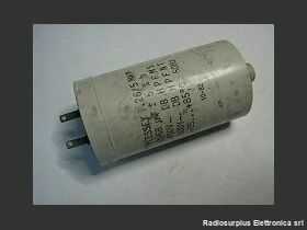 Crif068mf450v Condensatore Rif. n.p. 0,68 Mf    450V  50 Hz Condensatori