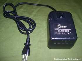 HT130 HT1310 100W Convertitore di tensione universale Alimentatori HT130 HT1310 100W Convertitore di tensione universale Alimentatori