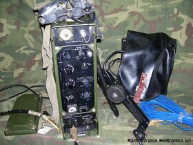 R-1070 Ricetrasmettitore esercito RUMENO R-1070 Apparati radio militari