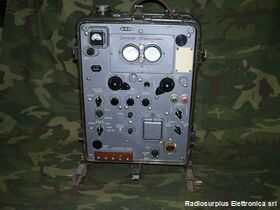 R407 Ricetrasmettitore Portatile  R-407 Apparati radio militari