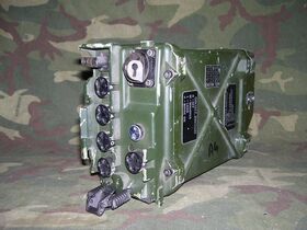 RT351 Ricetrasmettitore VHF UK/RT-351 Apparati radio militari
