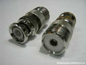 0021255 Adattatore -Spina BNC  Presa UHF Connettori e cavi R.F.