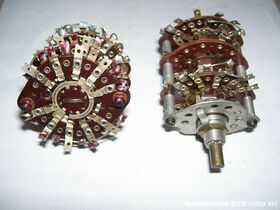 C3-2V4P Commutatore a tre Sezioni Commutatori e Interruttori