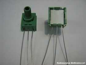 BS39065 Potenziometro fuoco 20 MoHm. Perno 12 x 7 da pannello Resistenze e Potenziometri