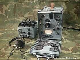  Ricevitore Portatile R-326 Apparati radio militari