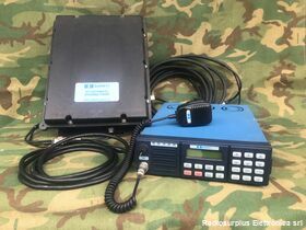 BARRETT 980 HF SSB Transceiver BARRETT 980  Ricetrasmettitore HF base da 1,6 a 30 Mhz in   USB - J3E, LSB - J3E, AM - H3E, CW - J2A e AFSK - J2B Apparati radio
