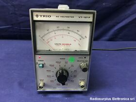 TRIO VT-121F AC Voltmeter TRIO VT-121F Votage range da 1,5mV - 300Volt Frequency range 5 Hz - 1 Mhz Strumenti