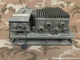 Amplificatore RV3 - RV4 no test RF Amplificatore RV3 / RV4  Il kit  e' composto dalla base ammortizzante SP-205,  dall'Amplificatore RF AM-215 e dall'Alimentatore ST/RV4-213. Apparati radio