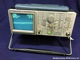 TEKTRONIX 2710 Spectrum Analyzer TEKTRONIX 2710 Strumenti