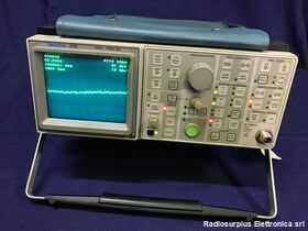 TEKTRONIX 2710 Spectrum Analyzer TEKTRONIX 2710 Strumenti