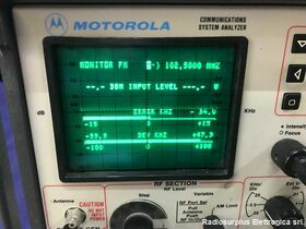 R2010D/HS Communication System Analyzer  MOTOROLA R2010D/HS  Test set  -da revisionare Strumenti