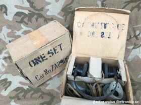 ZA2905 One Set W.S 19  ZA2905  Cuffia e microfono con ptt originale Inglese per apparati WS. Accessori per apparati radio Militari