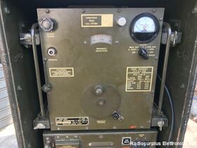 T-30A/TRC-8 T-30A/TRC-8  Trasmettitore campale per collegamenti punto -punto in UHF  da 230 a 250 Mhz in FM Apparati radio