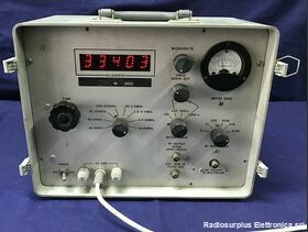 SG-1041/URM191 Signal Generator U.S. Army SG-1041/URM191 Accessori per apparati radio Militari