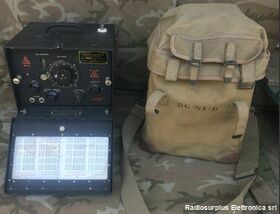  BC-221-Q  Frequenzimetro eterodina da 125 Khz a 20.000 Khz Accessori per apparati radio Militari