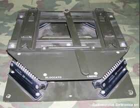 MT-1/PRC-1 Base antivibrante MT-1/PRC-1 Staffe Mounting
