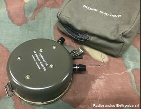 MARCONI 141-0590/01 Suoneria Esterna  MARCONI 141-0590/01  Funzionante a 3 volt, completa di borsa antiurto Accessori per apparati radio Militari