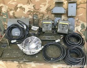 KIT AR-76 e AR-76/A Kit installazione radio RV4/213/V su AR-76  KIT AR-76 e AR-76/A Apparati radio militari