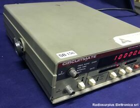 UC10 Universal Counter  BECKMAN/CIRCUITMATE UC10  Misuratore di frequenza e periodo da 5Hz a 100 Mhz Strumenti