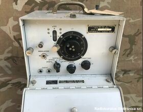 TS-174B/U  Frequenzimetro A.M. TS-174B/U -usato Apparati radio
