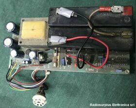 Ali PRC 6 e 6/6 Alimentatore Switch PRC 6 e 6/6 Alimentatore switch per alimentare le stazioni radio PRC-6 e 6/6 Accessori per apparati radio Militari