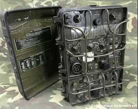 RT 77/GRC-9-GY RT 77/GRC-9 Ricetrasmettitore da 2 a 12 Mhz , Apparati radio