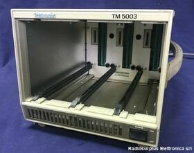 TM 5003 3 Slot MainFrame Power Module  TEKTRONIX TM 5003  Opt porta GPIB IEE488 Strumenti