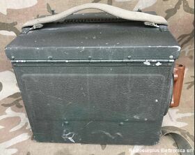 CRI-43044  TBY-8 type CRI-43044  Ricetrasmettitore coloniale della marina militare statunitense 28 - 80  Mhz in AM Apparati radio