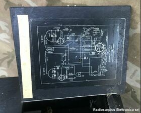 BC-1066-B BC-1066-B  Ricevitore per testare i transponder IFF, serviva per l'identificazione degli aeromobili amici.  Utilizza due bande I Band e G Band 400 - 450 Mhz Apparati radio