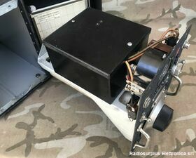 BC-909-D BC-909-D  Frequenzimetro ad assorbimento per la calibrazione di apparati radio  Frequenza operativa da 150 a 234 Mhz Accessori per apparati radio Militari