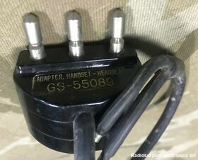 GS-55089 Adapter, Handset-Headset  GS-55089  Adattatore da auricolare-cuffia a microtelefono  Da JK-37 a UG-77 Accessori per apparati radio Militari