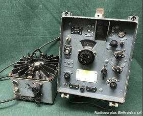 P-326 P-326 Ricevitore Portatile Russo di costruzione Ungherese Apparati radio