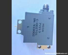 7Y213 C-00-2T01 Isolator -circolatore-  MICA mod. 7Y213 C-00-2T01  Frequenza 1050 - 1350 Mhz. Accessori per strumentazione