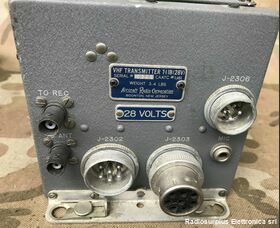 T-11B T-11B  Trasmettitore aeronautico da 116 a 132 Mhz in AM Apparati radio